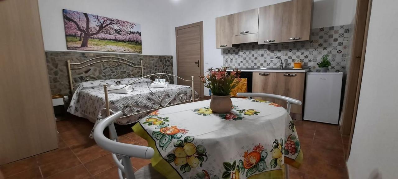El Pavino Agriturismo Ristorante Pizzeria Alloggi Porticalazzo Екстер'єр фото